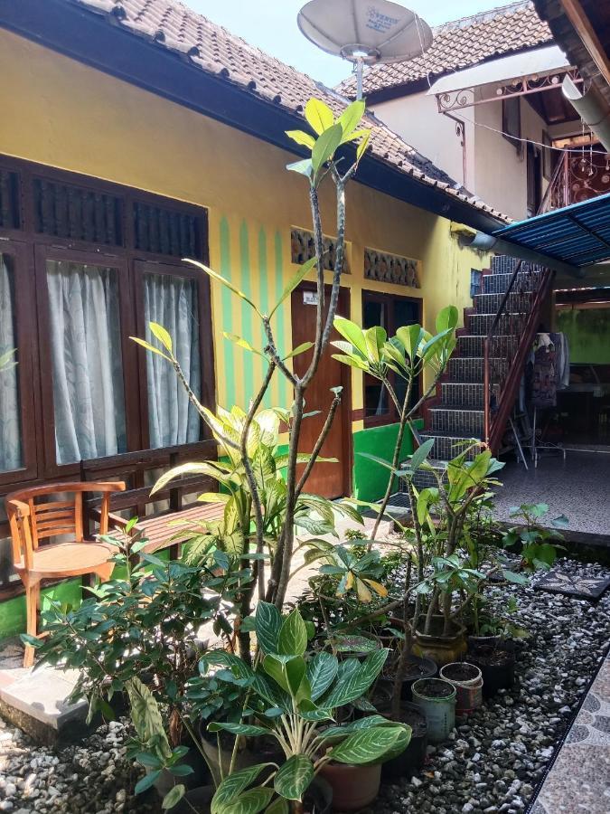 Agung Pring Homestay Batununggul Экстерьер фото